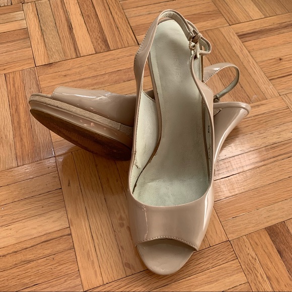 Nine West patent leather sling back heels Size 8.5 - Picture 3 of 7